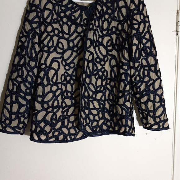 Jacket - Picture 4 of 5